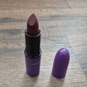 MAC Cosmetics X Selena Lipstick Dreaming Of You